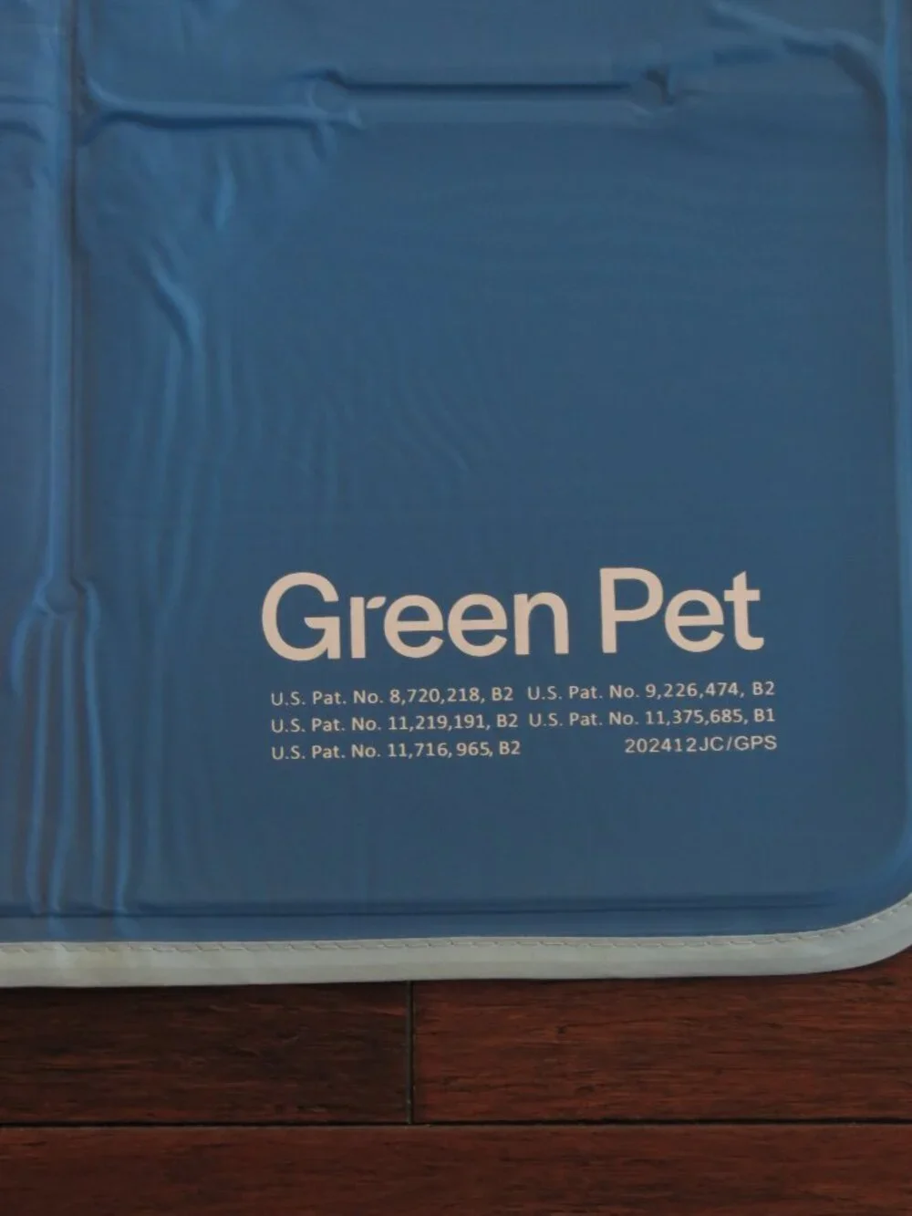 Green Pet Pet Cool Pad Size Medium 20x30 - Pressure-Activated Cooling Pad